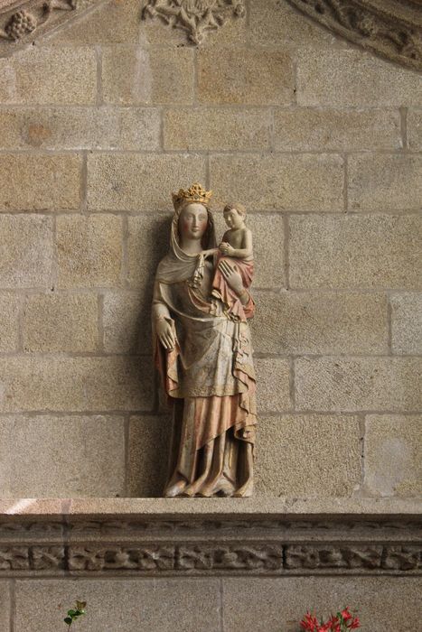 statue : Vierge à l'Enfant - © Ministère de la Culture (France), Médiathèque du patrimoine et de la photographie, diffusion RMN-GP