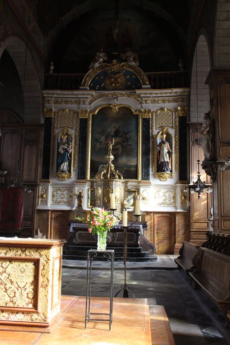 Statue du retable du maître-autel: Sainte Anne