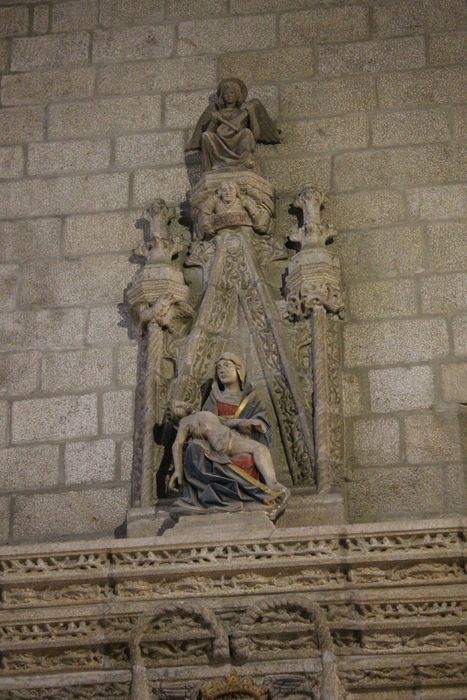 groupe sculpté : Vierge de douleur - © Ministère de la Culture (France), Médiathèque du patrimoine et de la photographie, diffusion RMN-GP