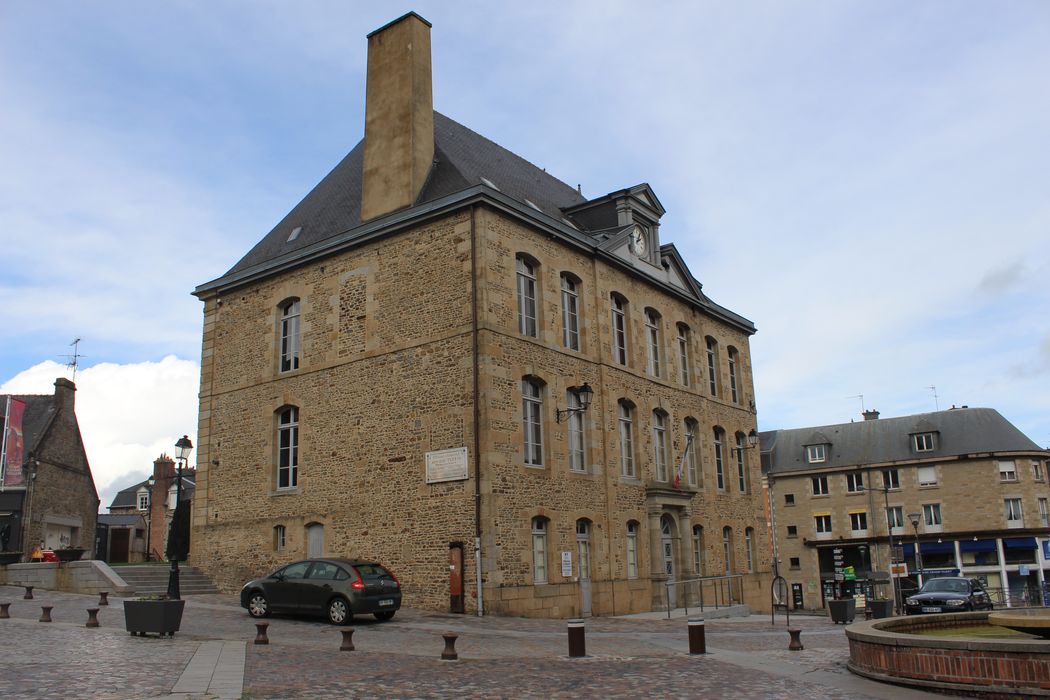 Ancien hôtel de la Belinaye : Façades sud et est, vue générale