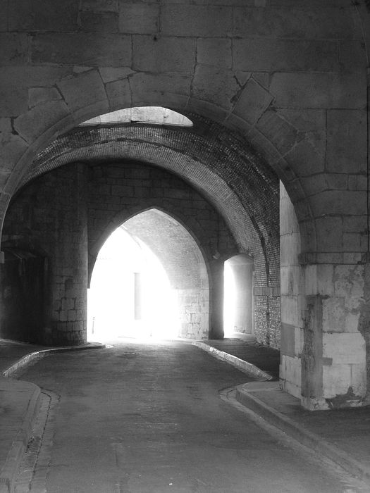 Porte de la Craffe : Vue partielle du passage