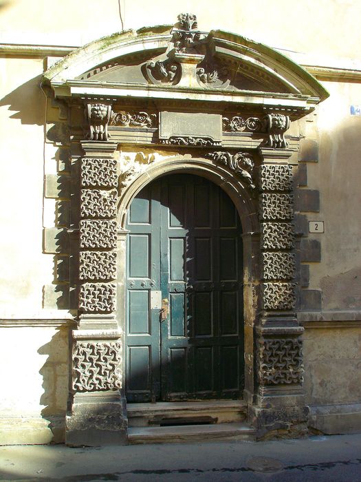 Hôtel de Martigny : Porte d'accès sur rue, vue générale