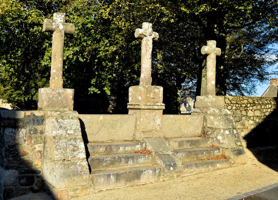 Cimetière : Calvaire du mur de clôture, vue générale