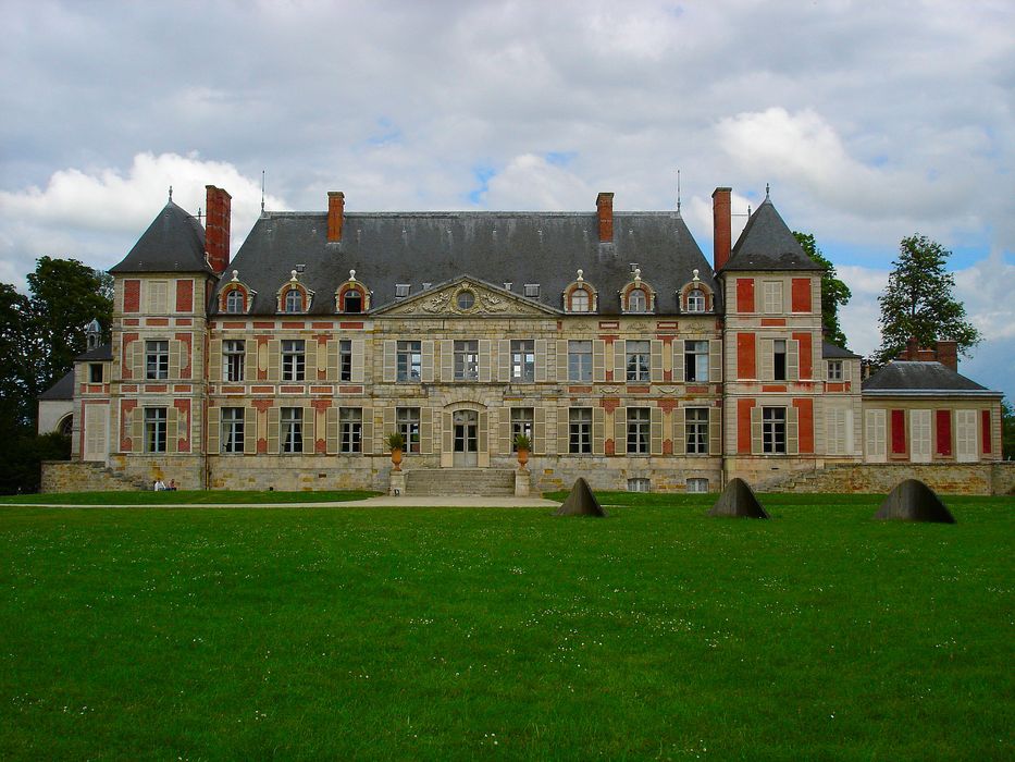 Château de Courson : Façade ouest, vue générale