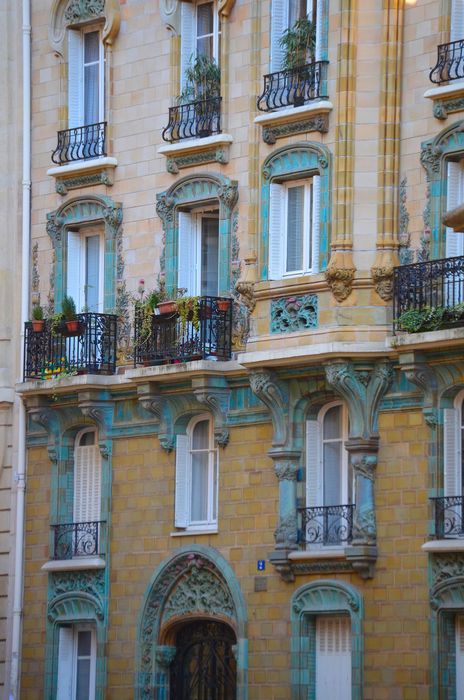 Immeuble Les Chardons : Façade sur rue, vue partielle