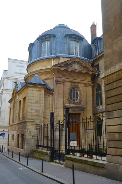 Ancienne faculté de médecine, actuellement Maison des étudiants : Rotonde, vue générale