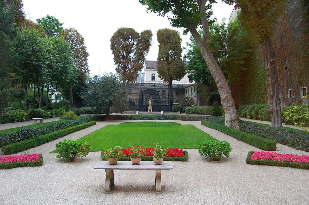 Hôtel de Gournay ou de Mortemart, dit aussi d'Aguesseau, d'Haussonville ou de Turigny : Jardin, vue générale