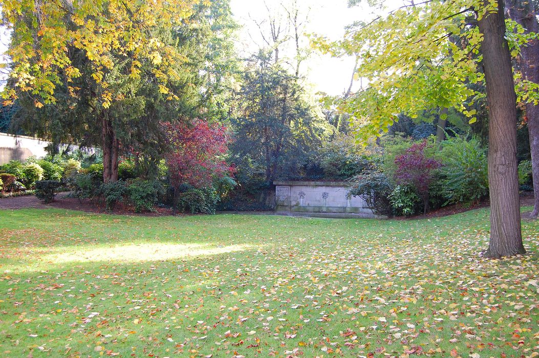 Hôtel Kinski ou Kunsky : Jardin, vue générale