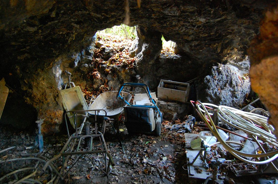 Hôtel Kinski ou Kunsky : Jardin, grotte artificielle, vue partielle