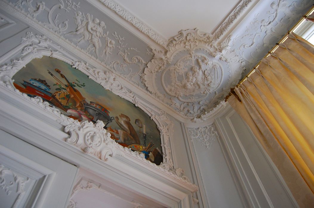 Hôtel de Pomereu : Salon, détail du décor