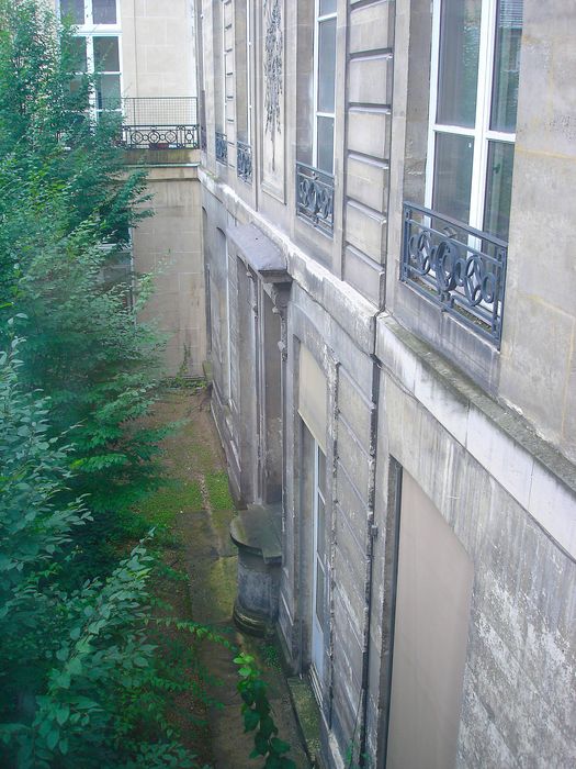 Hôtel de Sénecterre (ancien) , dit aussi de la Ferté Saint-Nectaire : Façade sur jardin, vue partielle