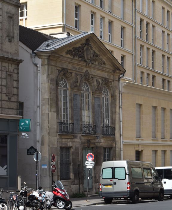 Pavillon (ancien) : Façade sur rue, vue générale