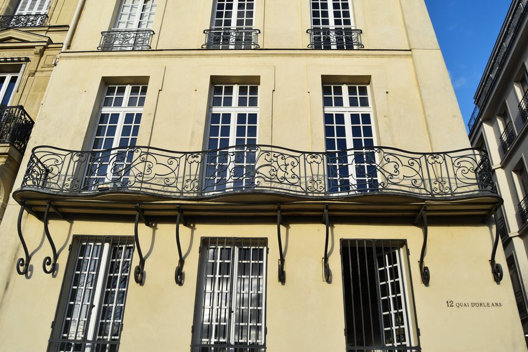 Hôtel d'Arvers (ancien) : Façade sud, vue partielle