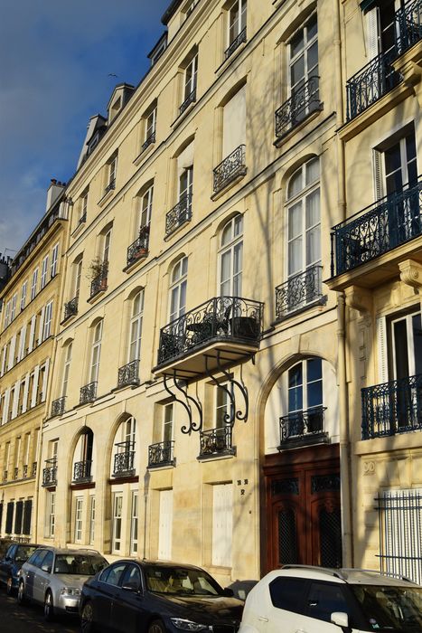 Immeuble : Façade sur rue, vue générale