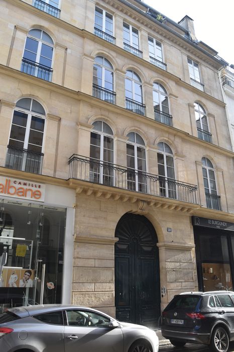 Immeuble dit Manège Duphot : Façade sur rue, vue générale