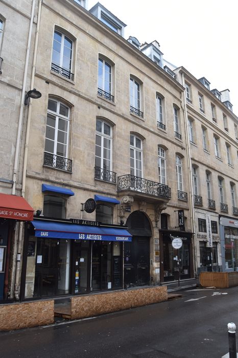 Immeuble : Façade sur rue, vue générale