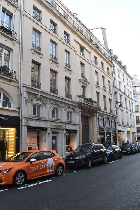 Hôtel Saint-James et d'Albany : Façade sur rue, vue générale