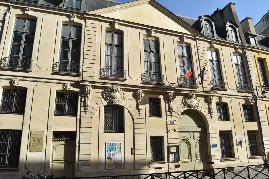 Hôtel de Gourgues (ancien) : Façade sur rue, vue générale