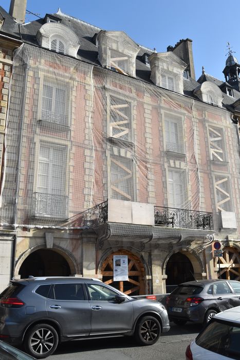 Hôtel d'Asfeldt (ancien) : Façade sur rue, vue générale