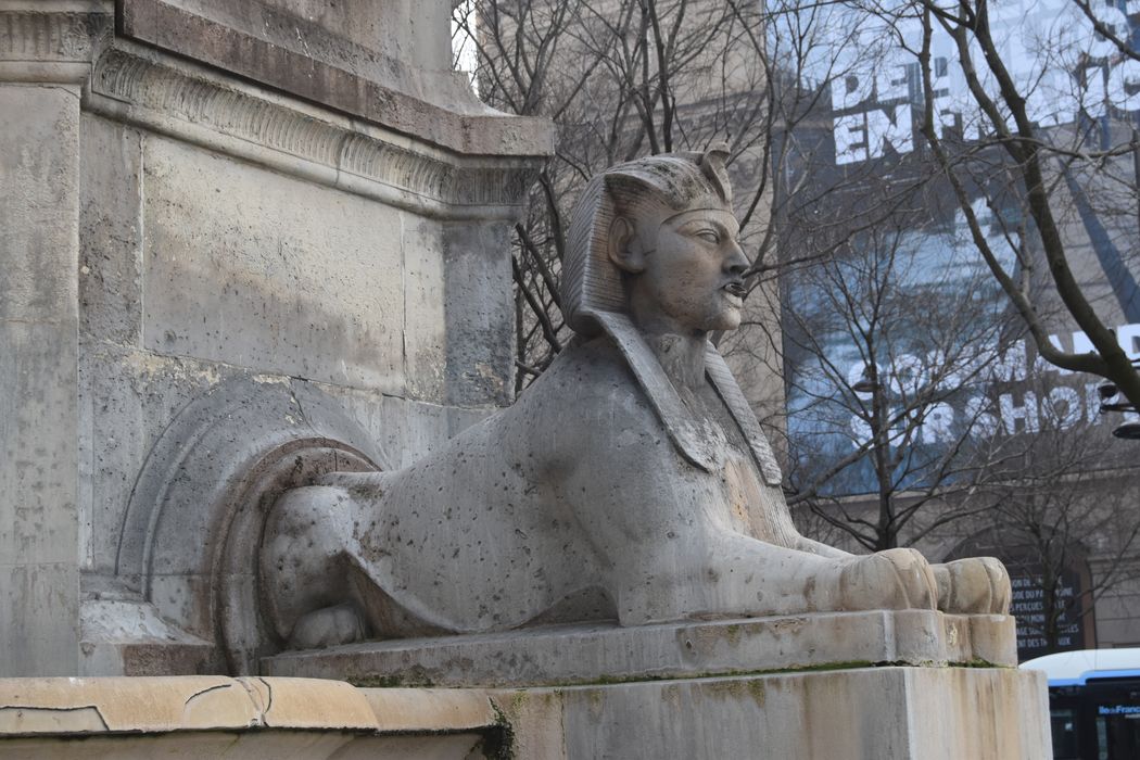 Fontaine du Palmier, vue partielle