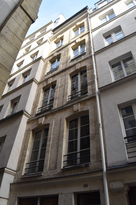 Immeuble : Façade sur rue, vue générale