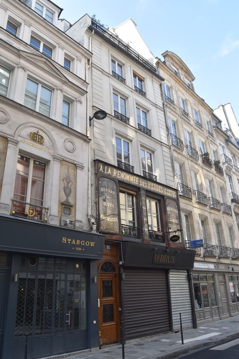 Ancienne épicerie : Façade sur rue, vue générale