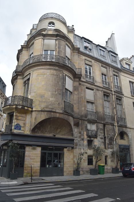 Immeuble : Façade sur la rue Croix-des-Petits-Champs, vue générale