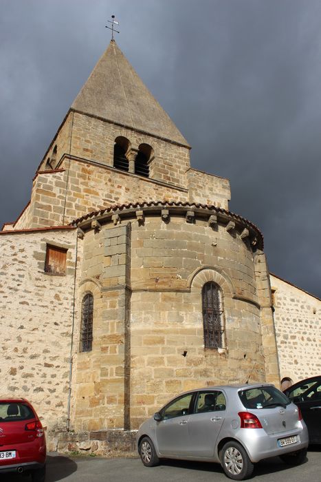 Eglise Saint-Martin d'Yronde : Chevet, vue générale