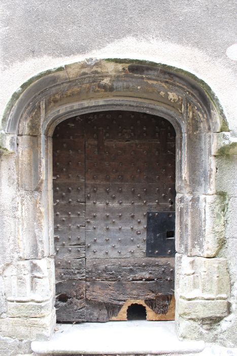 Maison Mompar : Façade sud, porte d'accès sur rue, vue générale