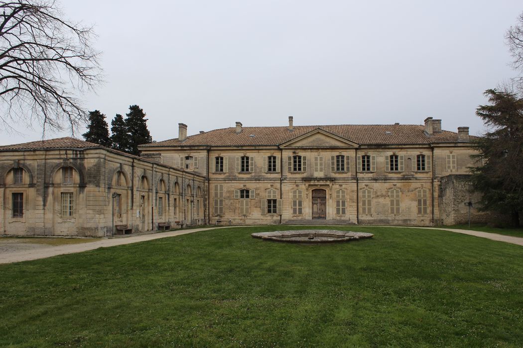 Evêché (ancien) : Façade ouest, vue générale