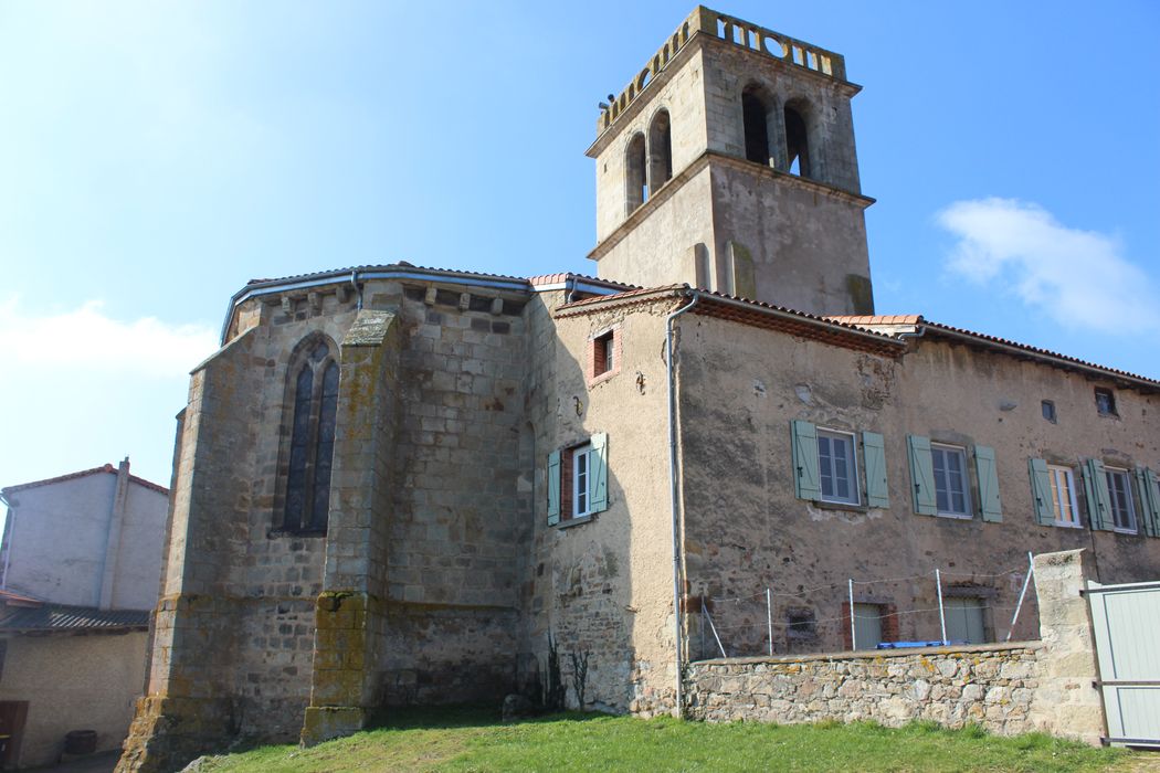 Eglise Saint-Julien : Chevet, vue générale