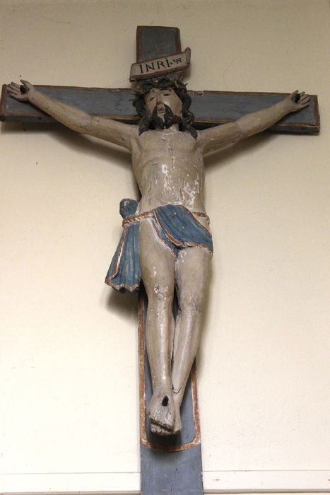 statue : Christ en croix