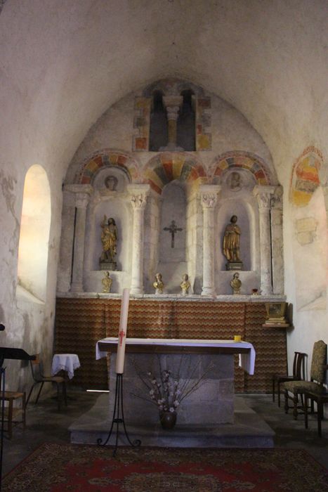 Eglise Saint-Julien : Choeur, vue générale