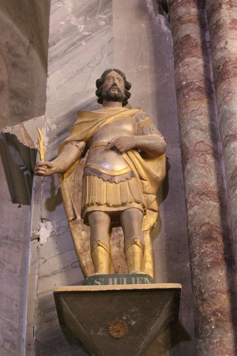 statue : Saint Julien