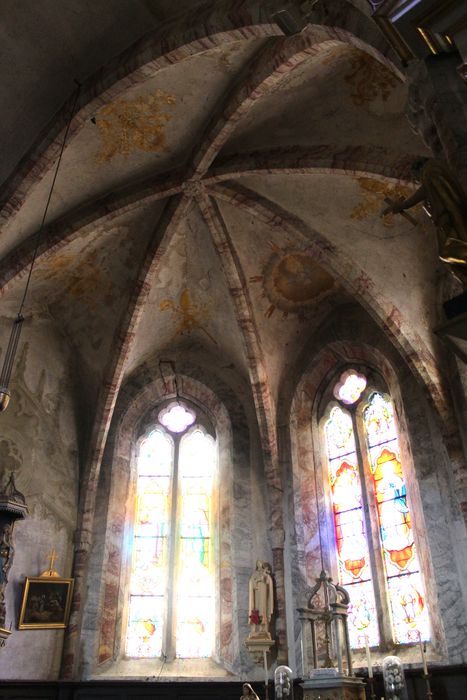 Eglise Saint- Julien : Choeur, peinture monumentale, vue générale