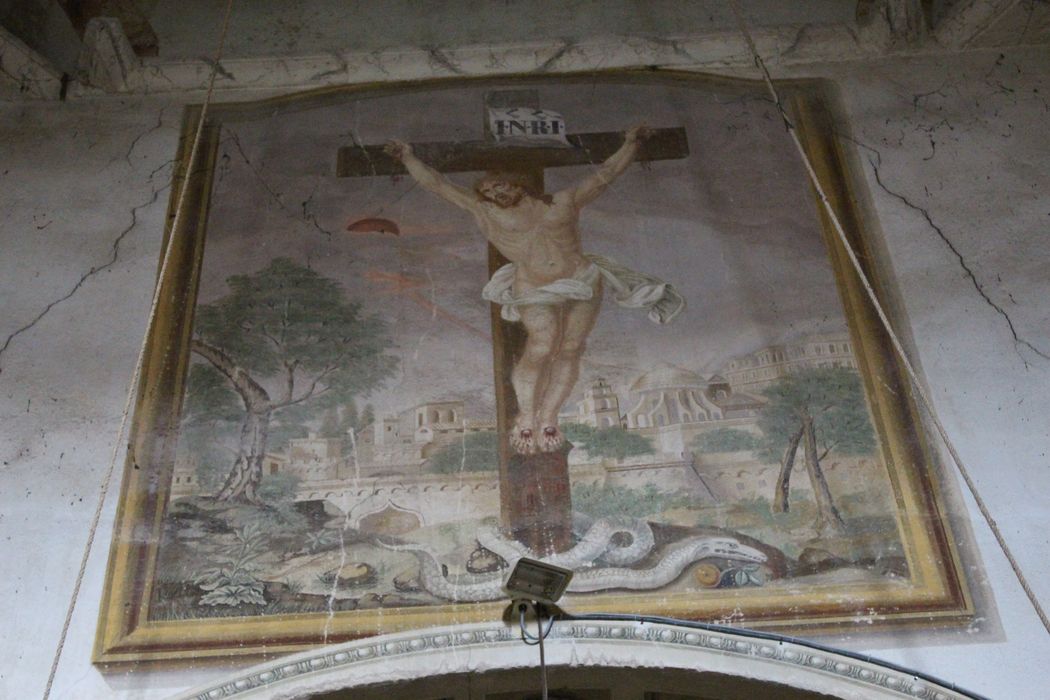 Eglise Saint- Julien : Peinture monumentale, Christ en croix, vue générale