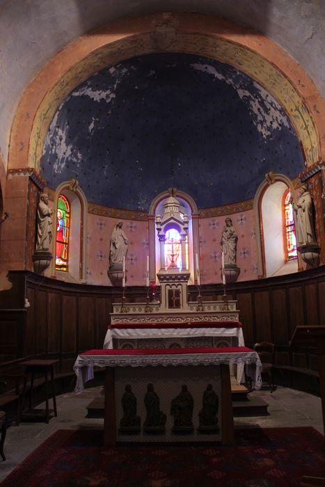 Eglise Saint-Pourçain : Choeur, vue générale