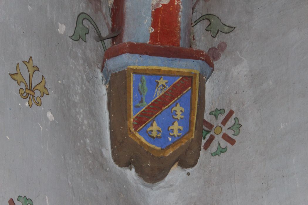 Eglise Saint-Pourçain : Chapelle latérale sud, détail d'un blason peint