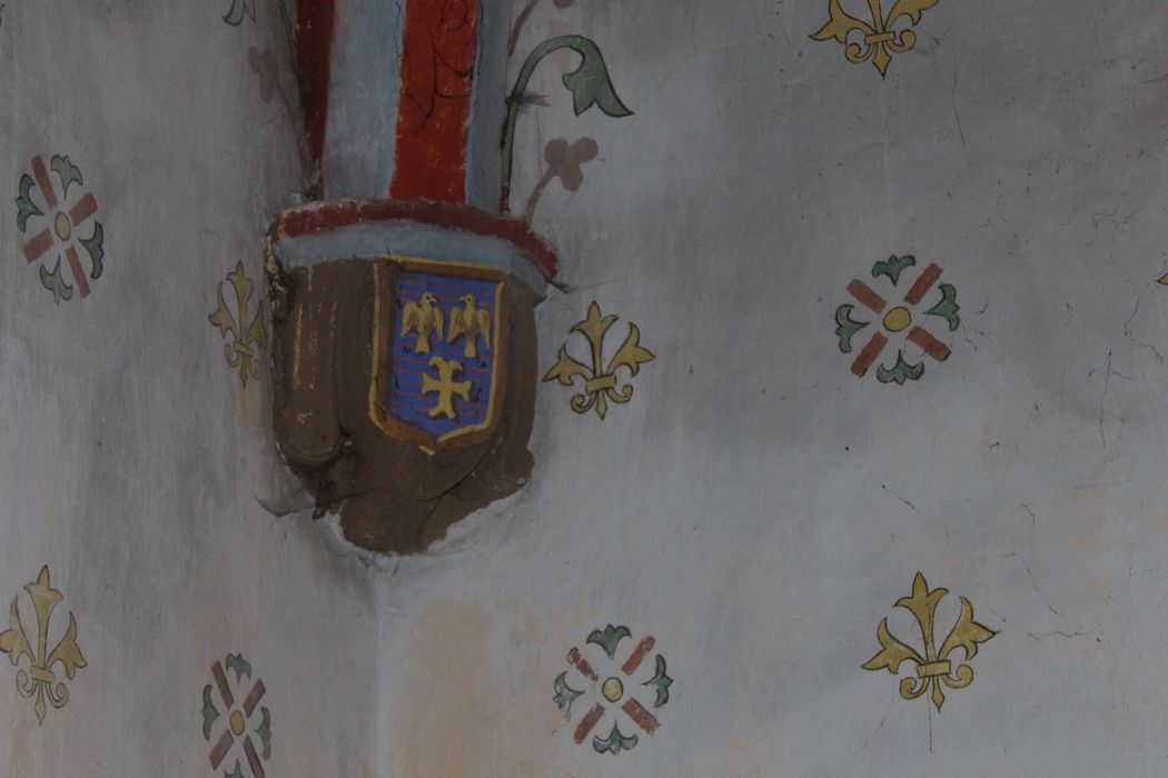 Eglise Saint-Pourçain : Chapelle latérale sud, détail d'un blason peint