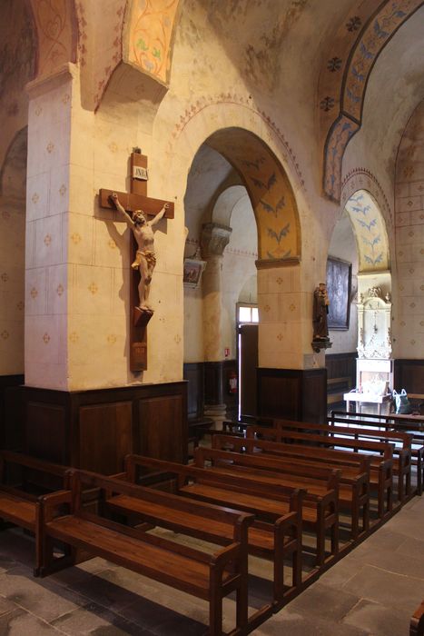 Eglise Saint-Pourçain : Nef, vue partielle