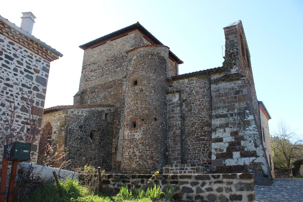 Eglise Saint-Roch : Façade latérale nord, vue partielle