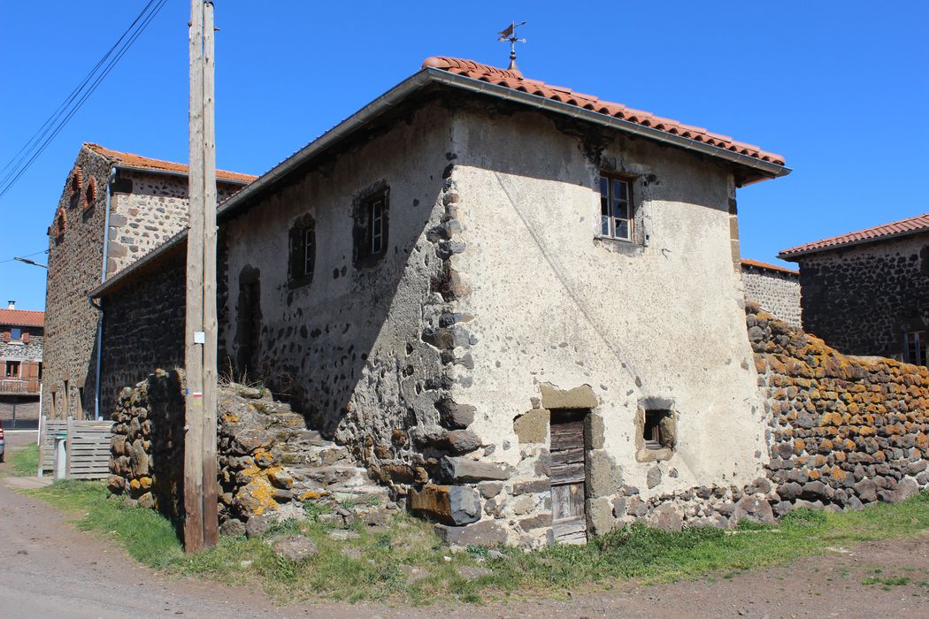 Ferme : Façades sud et ouest, vue générale