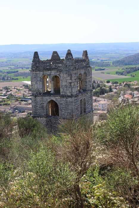 Eglise Saint-Félix : Clocher, vue partielle