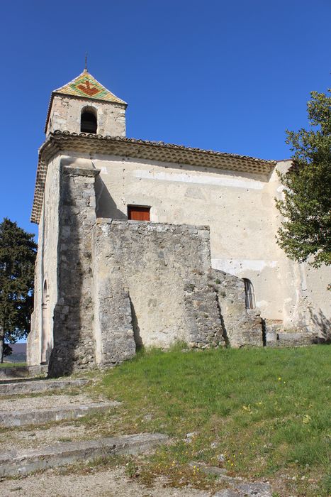 Chapelle Saint-Michel : Façade latérale sud, vue partielle