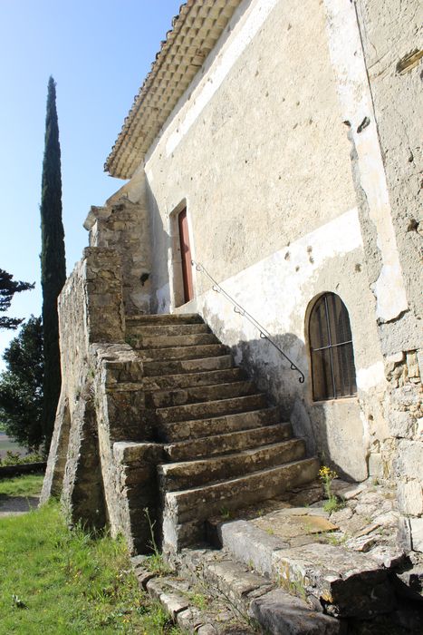 Chapelle Saint-Michel : Façade latérale sud, vue partielle