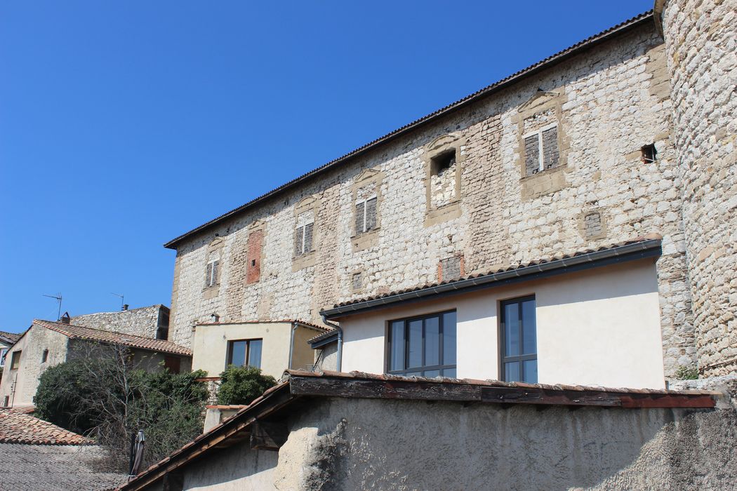 Château : Façade sud, vue partielle