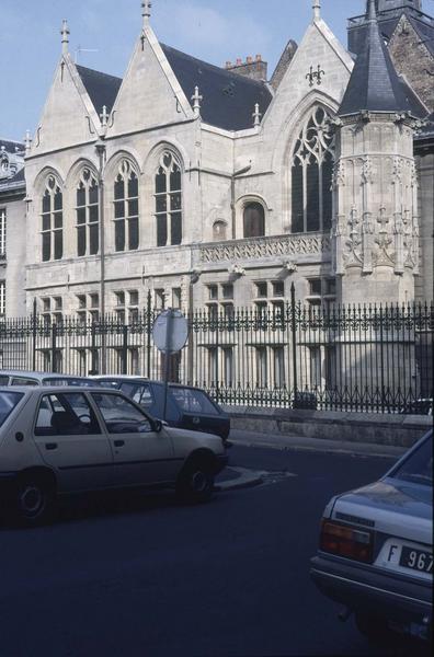 Façade postérieure sur rue