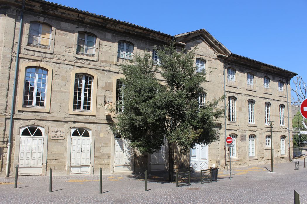 Hôtel du Marquis de la Tourette : Façade sud, vue partielle