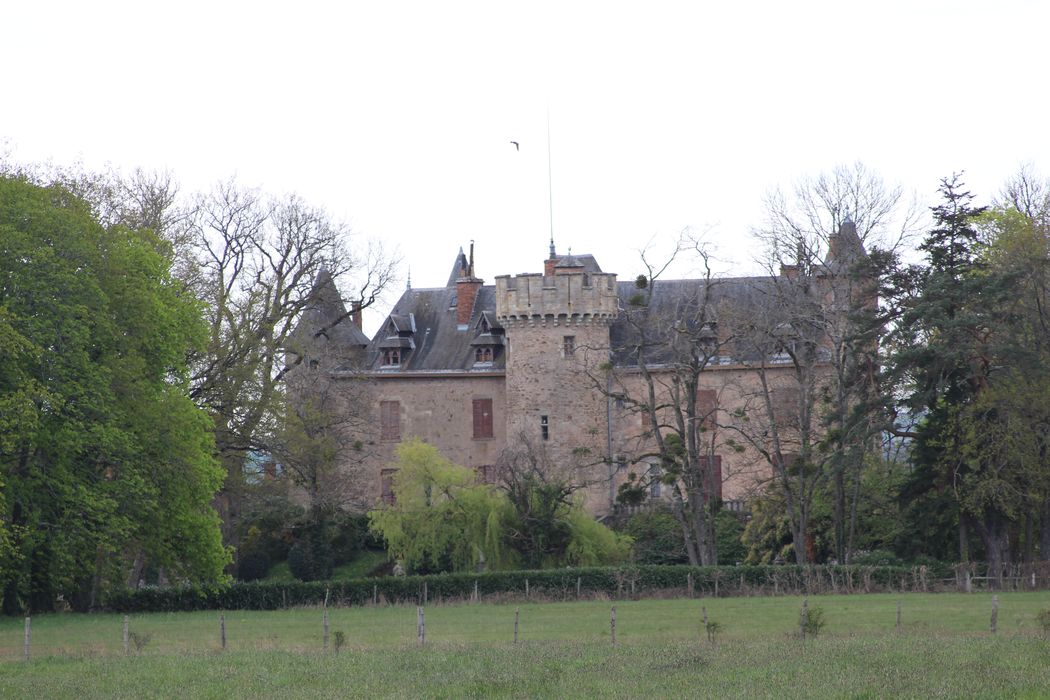 Château de La Garde : Façade nord, vue générale