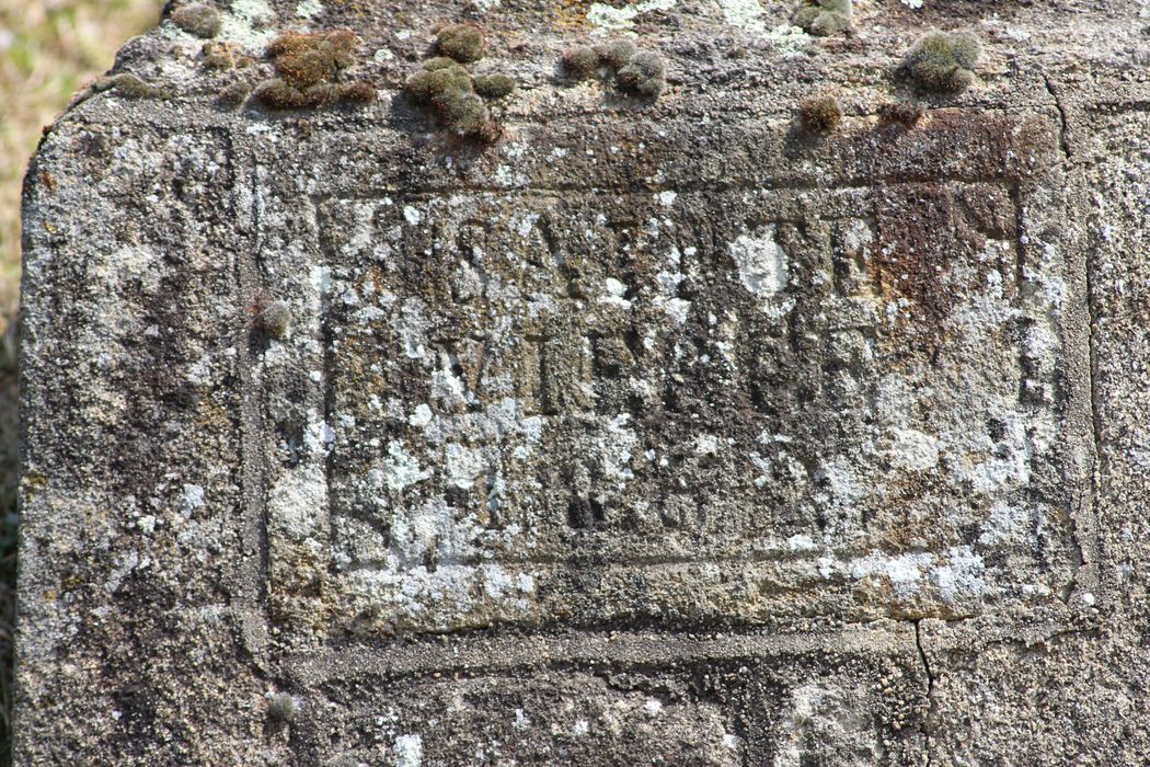 Tête de croix, détail de l'inscription